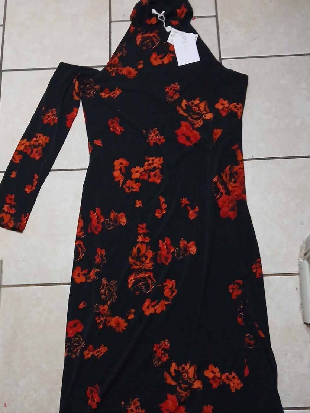WAYF Womens Size L Black & Red Floral  One-Shoulder Maxi Dress NWT